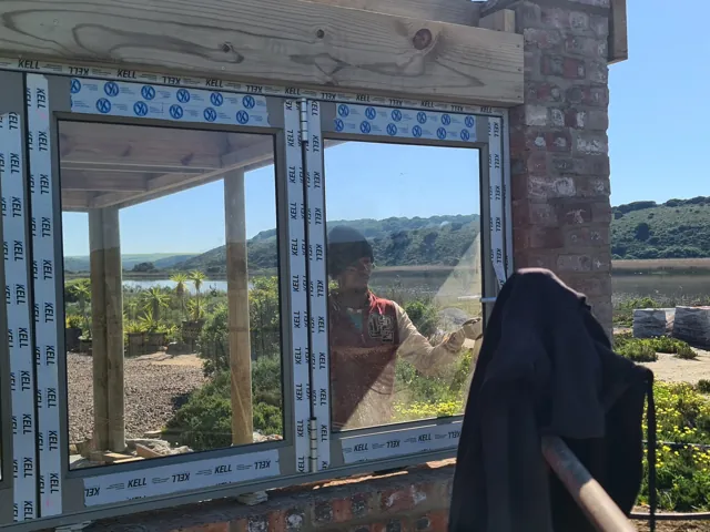 Casement windows with river view, Malgas