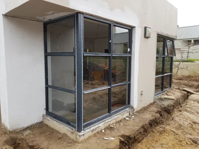 Corner casement windows, Stellenbosch