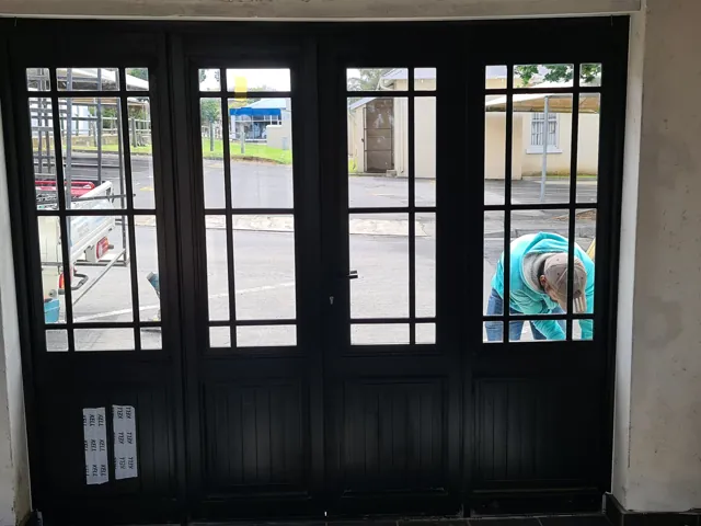 Cottage-pane hinged doors, Bredasdorp