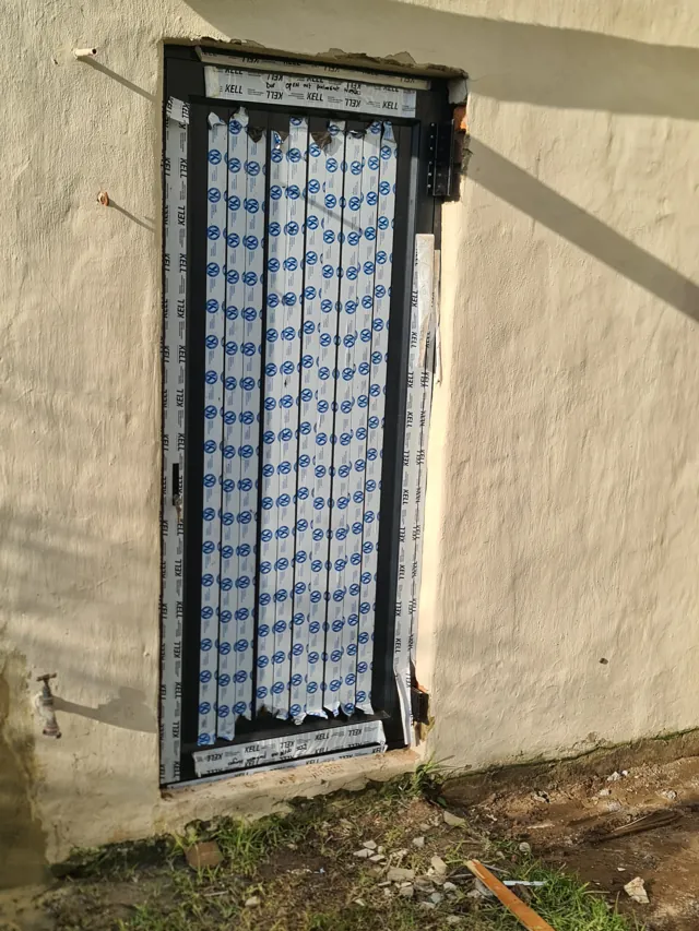 Security screen, Arniston