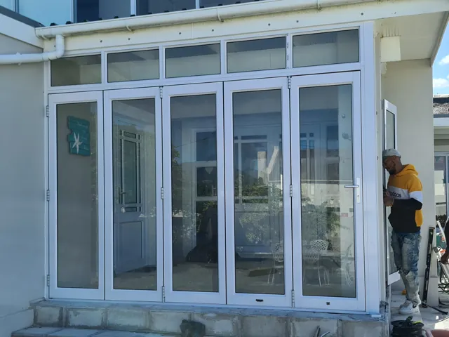 Vistafold sliding folding doors, L'Agulhas