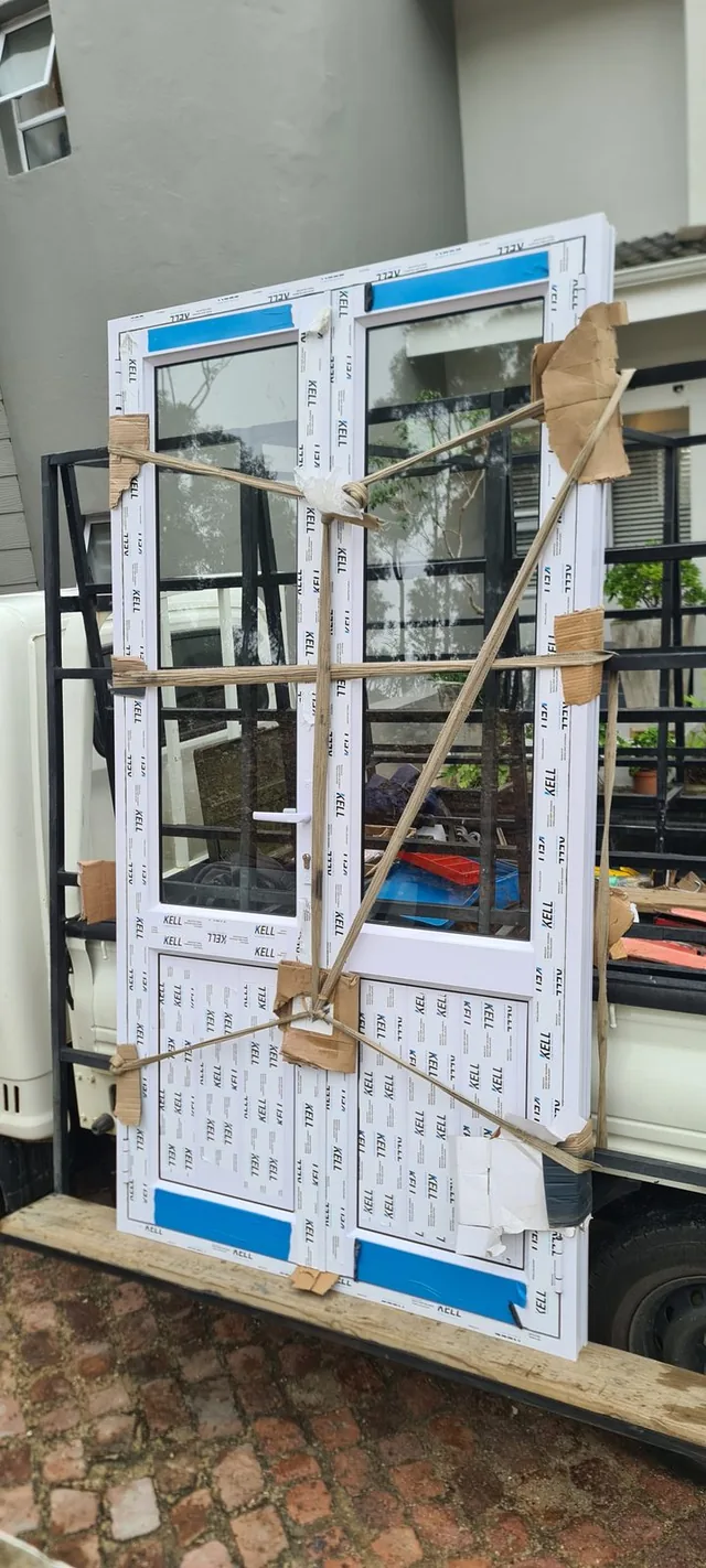 Wrapped aluminium frame prepared on a work bench
